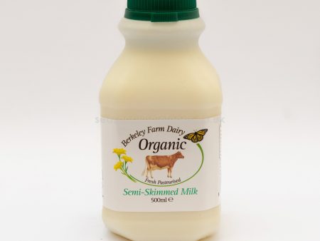 Berkeley Farm Organic Semi-Skimmed Milk 500ml Online now